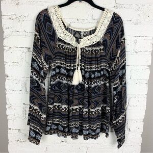 Wrangler Crochet Trim Long Sleeve Blouse NWT Small